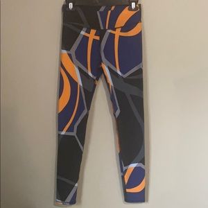 Fabletics Black Orange Grey Print Leggings XS